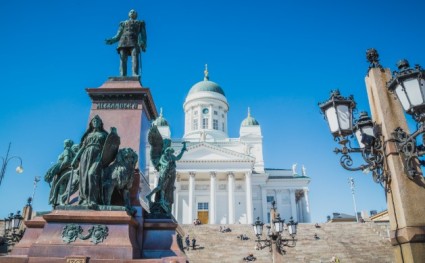 HEL: Helsinki Day - The City Throws Open Its Doors (And Rooftops)