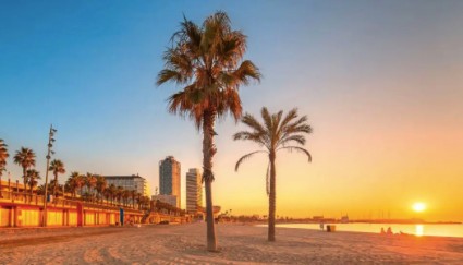 VLC: San Juan – Valencia’s Night of Witchcraft and Beach Bonfires