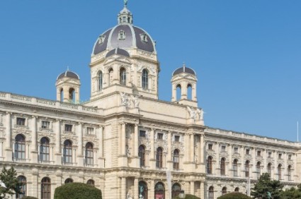 VIE: Vienna Art Week 2025 - The City as Living Canvas