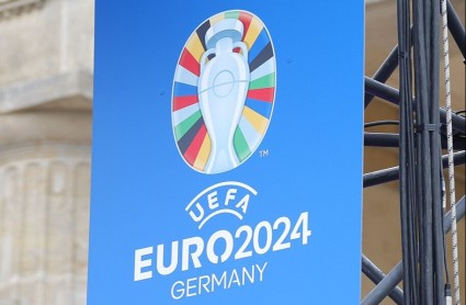 MUC: UEFA Euro 2024 Fever – Munich's Football Frenzy