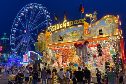 MUC: Munich’s Frühlingsfest – The Springtime Prelude to Oktoberfest