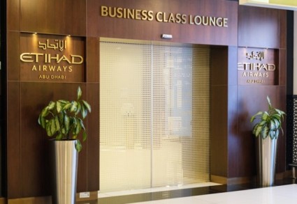 Etihad’s “Unbundled” Business Class: Smart Customization or Cost-Cutting?