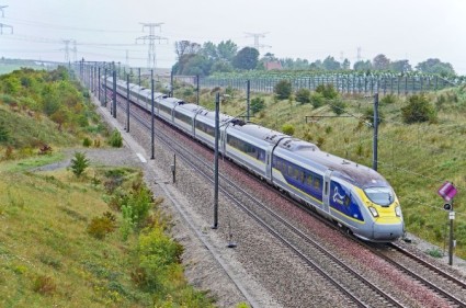 The New Contenders Challenging Eurostar's London-Paris Rail Dominance