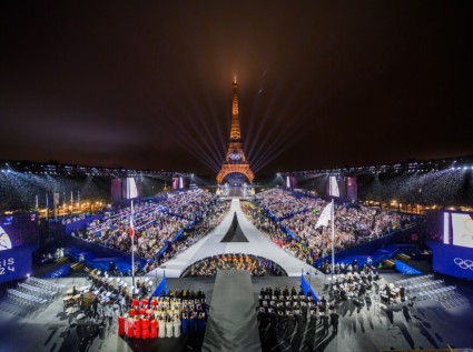 PAR: Paris 2024 Olympics - The City of Light Becomes the City of Sport